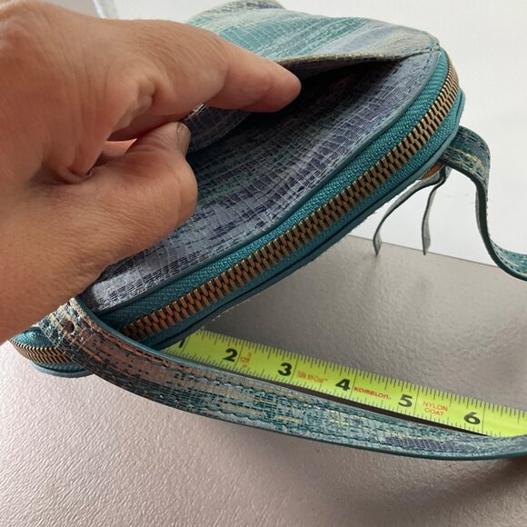 HOBO Crossbody Bag Nash Cracked Glass Leather Moody Blues Teal Boho Coastal - Picture 9 of 15